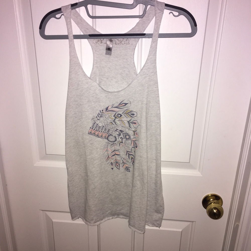Graphic tank
